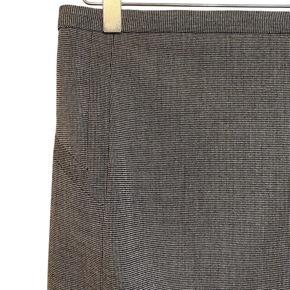 EXPRESS DESIGN STUDIO BLACK AND WHITE DRESS SKIRT SIZE 2 - Picture 3 of 12